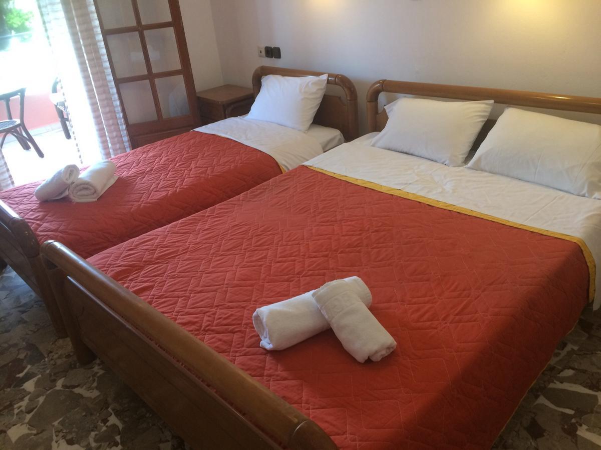 Regina Nina Hotel Vasilátika Buitenkant foto